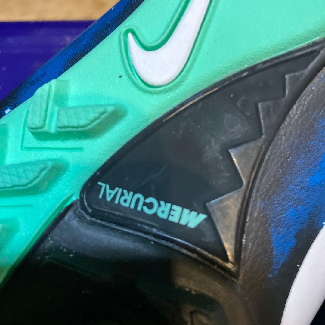 サッカートレーニングシューズ