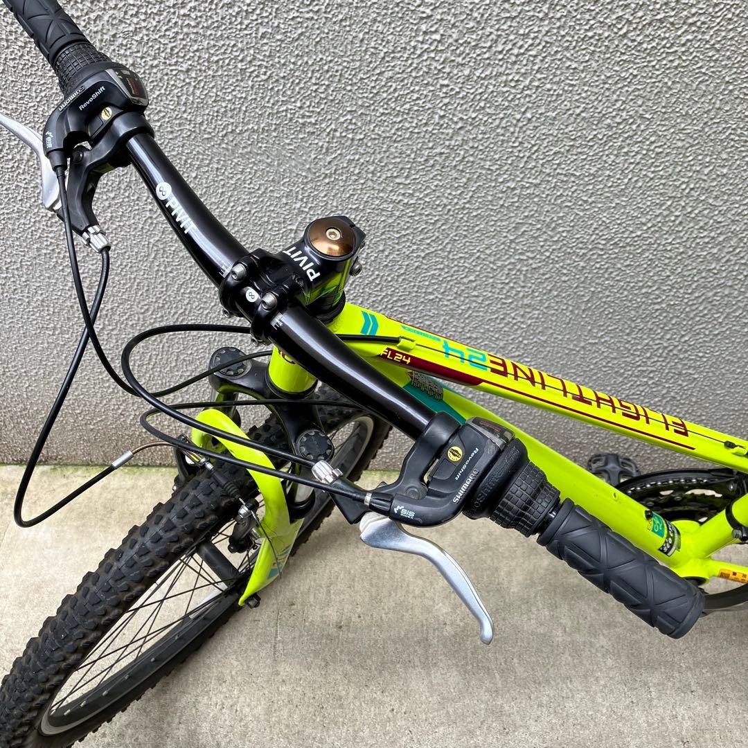 たっく◆ ハロー フライトライン２４　キッズバイク