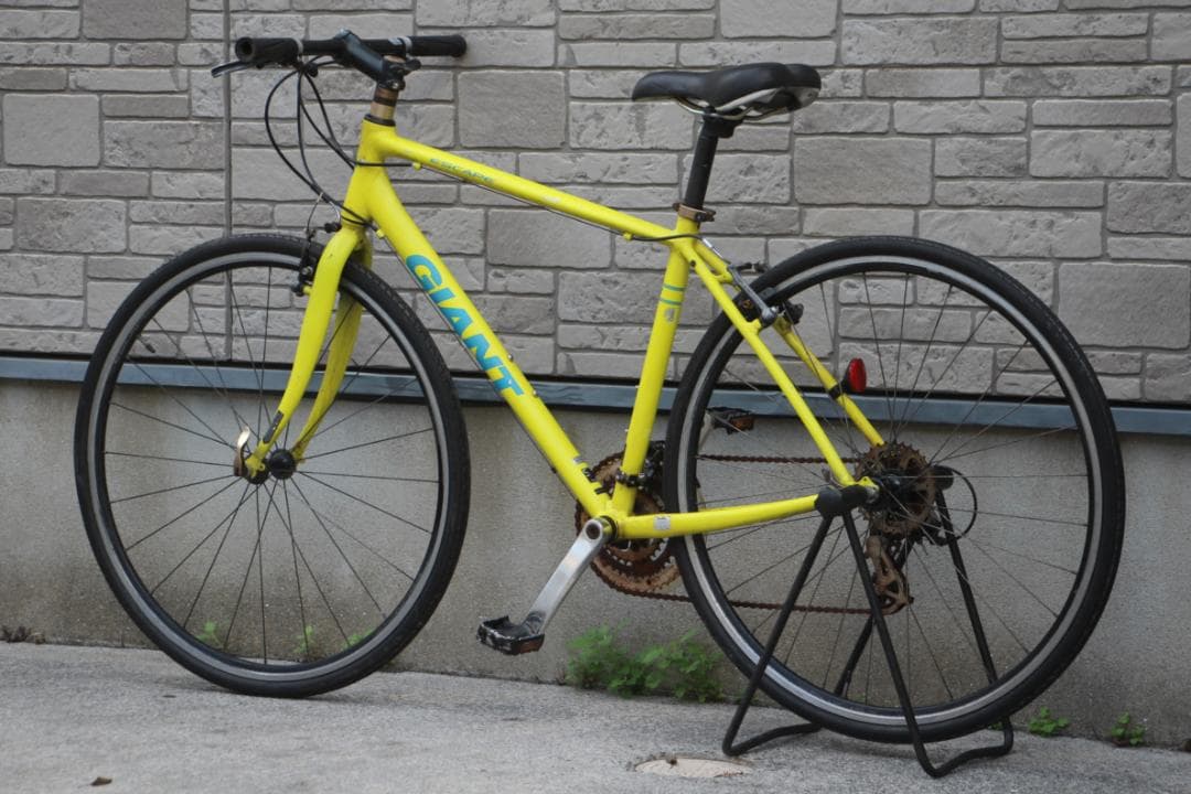 引き取り限定♪人気のジャイアント♪エスケープR3♪目立ちます♪レモンイエロー♪