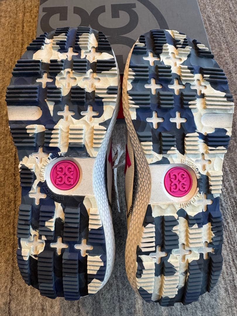 G/FORE taylormadeコラボシューズ ホワイト/ネイビー/ピンク