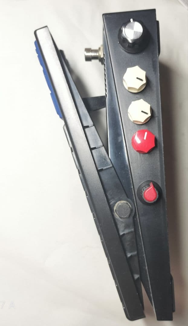 1x telescope Factory Head Fuzz+ 発振ファズ