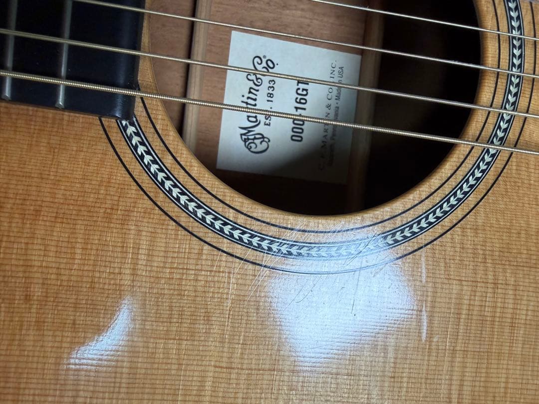 2014年Martin ooo-16GT USA製 アコースティックギター