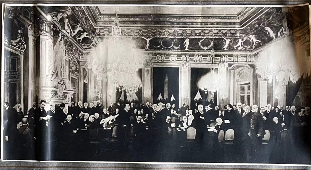 世界大戰巴里講和會議埸写實中国陸微祥 施オ基いる　重要歴史資料