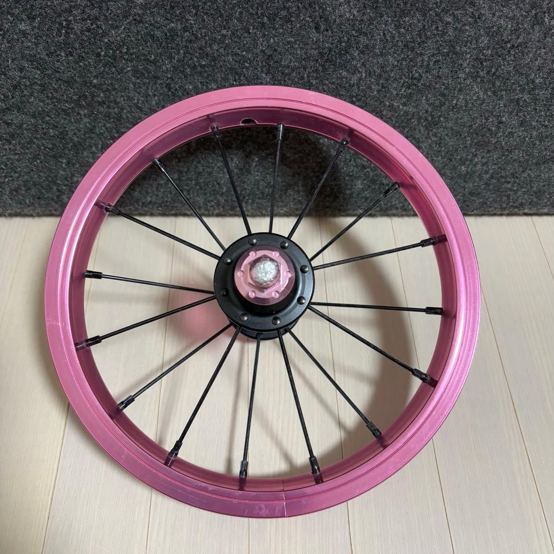 ストライダー　DADDYLAB ダディラボ　ホイール　ピンク　カスタム