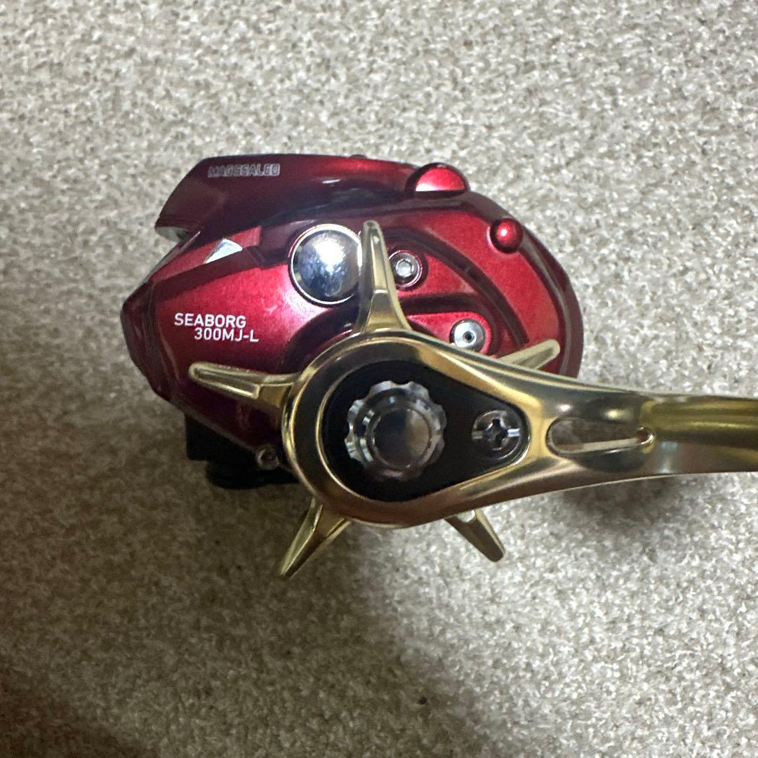 Daiwa SEABORG 300MJ-L 電動リール