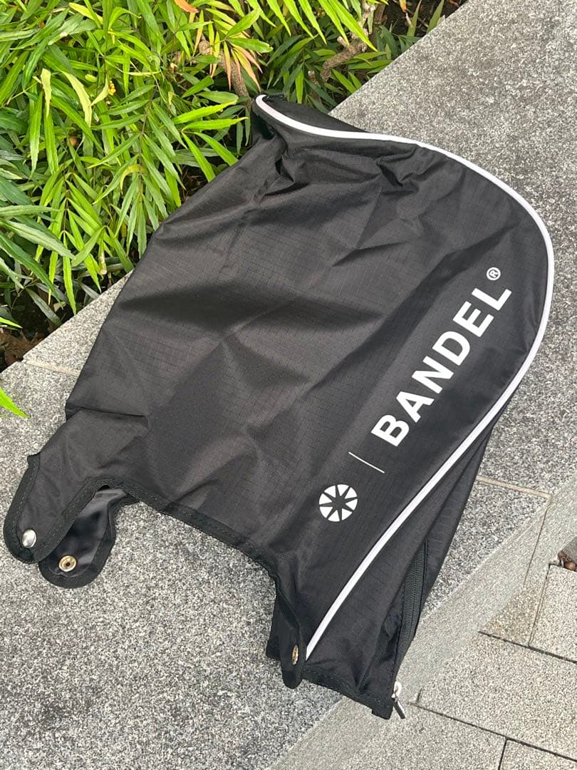BANDEL バンデル　スタンド式キャディバッグ　ヘッドカバー4個セット