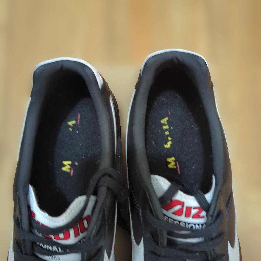 Mizuno Morelia サッカーシューズ ブラック/ホワイト　27cm