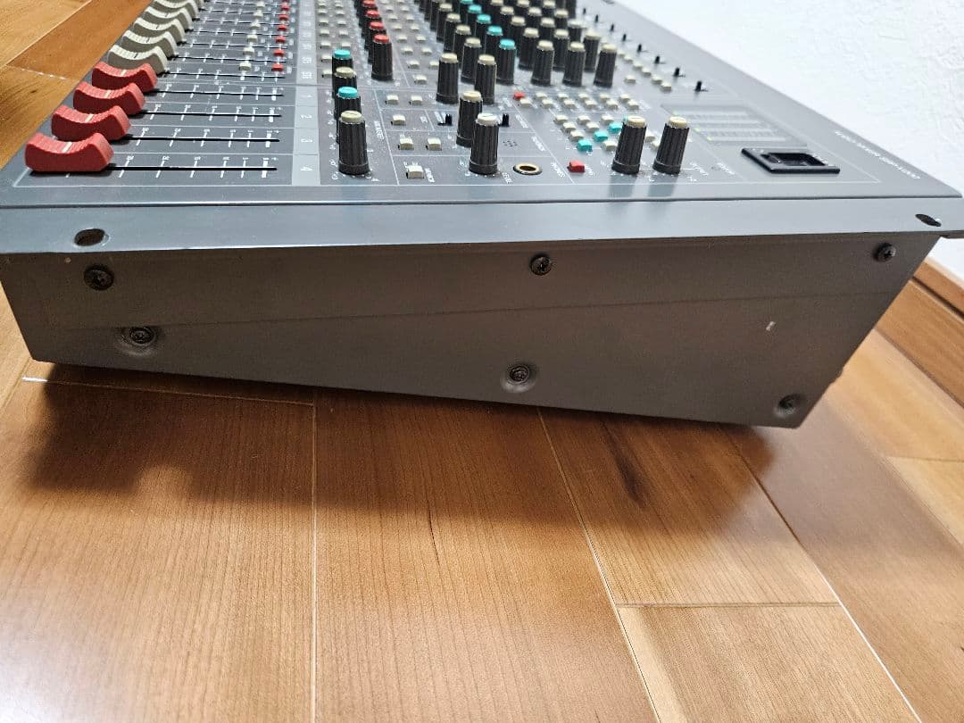 【廃盤】SONY オーディオミキサー SRP-V200