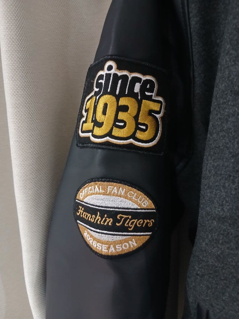 阪神タイガース　スタジアムジャンパーMサイズ(ダイヤモンドプラス会員特典)