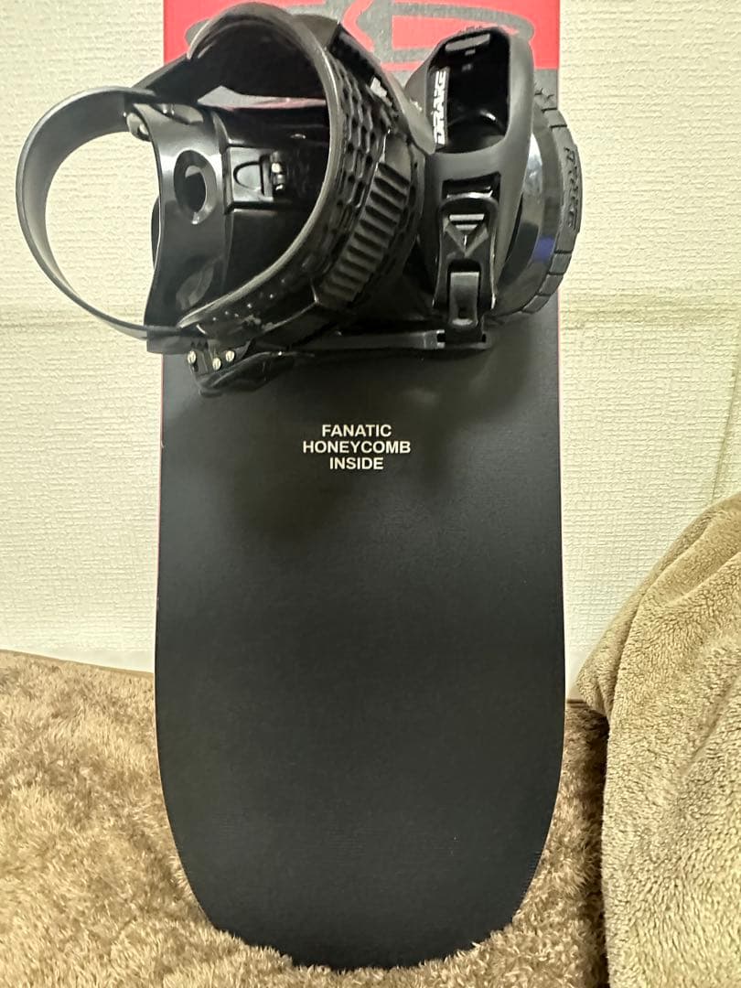 FNTC TNT スノーボード ビンディング付き