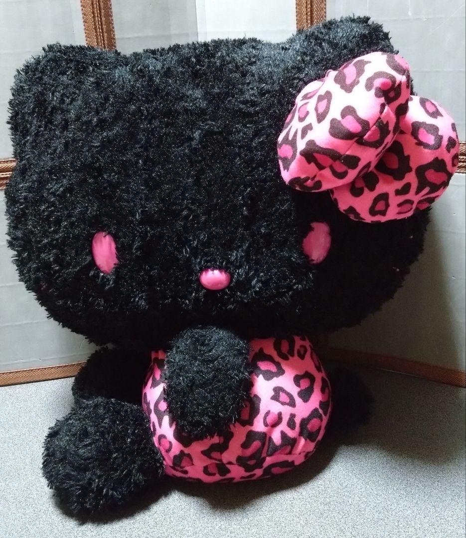 サンリオ　ハローキティ　ぬいぐるみ/2体セット/赤キティ＆黒キティ