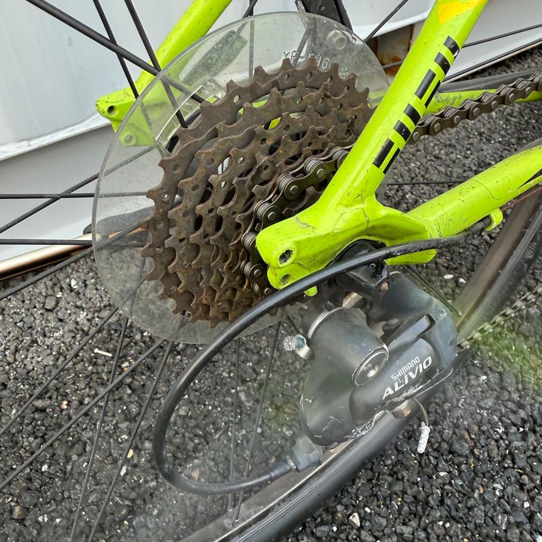 クロスバイク QUICK4 身長165-175cm 定価8.3万円