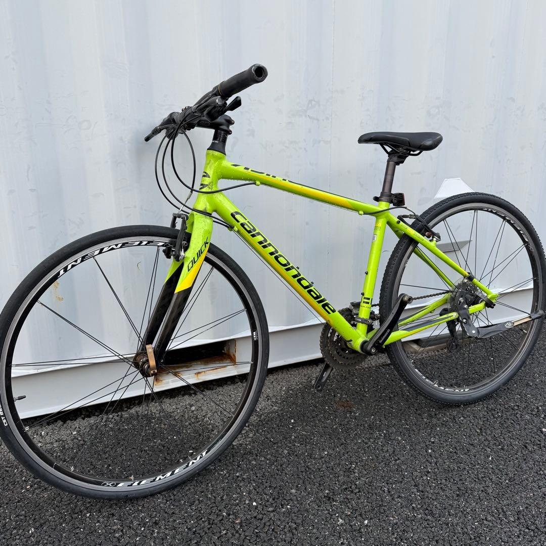 クロスバイク QUICK4 身長165-175cm 定価8.3万円