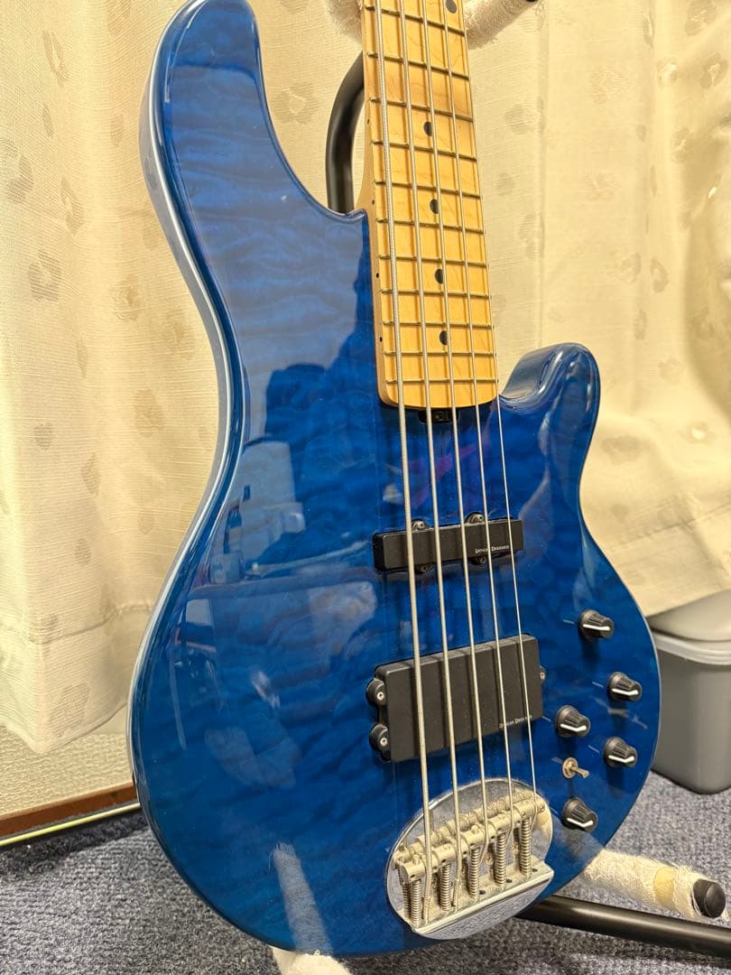 ベース LAKLAND SK-5DX
