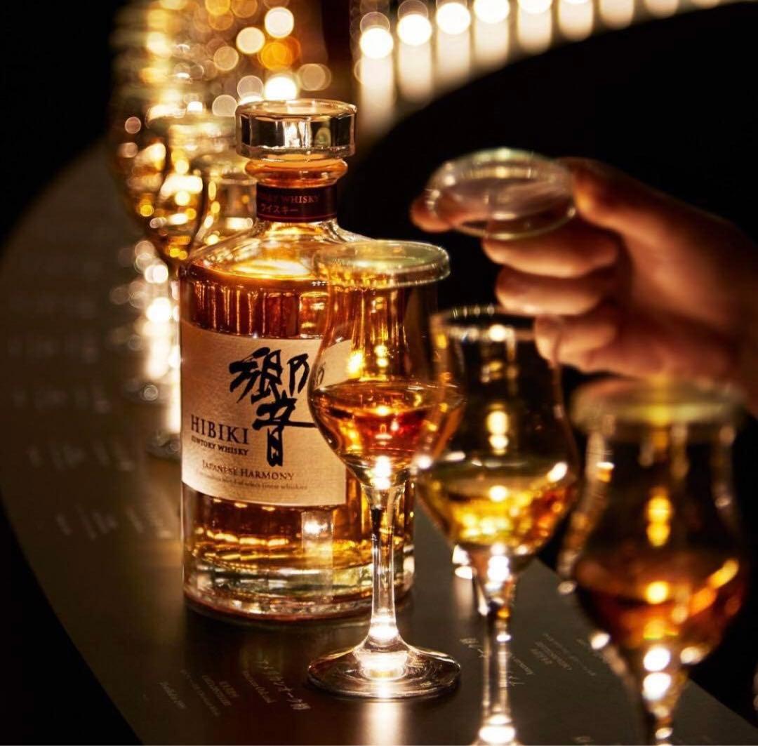 残り1つ！サントリー ウイスキー 響 BLENDER'S CHOICE