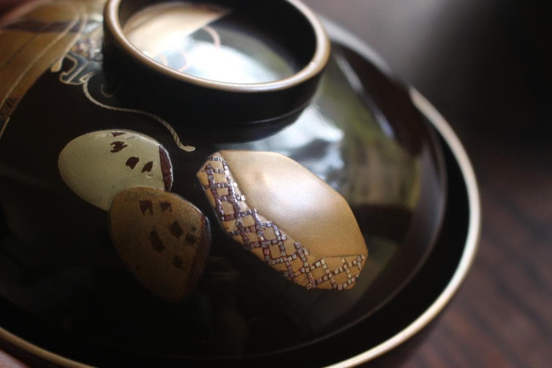 時代逸品！時代金縁黒漆に極上貝桶蒔絵の映えるお椀2点（検検京塗輪島塗蒔絵椀