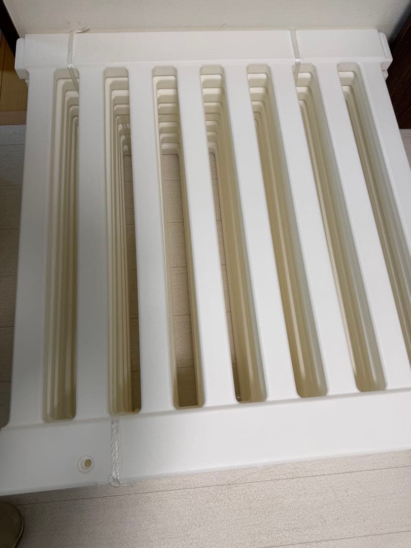 ペットサークル 開閉式ゲート付　ホワイト　DoriDor26日に粗大ゴミ出します