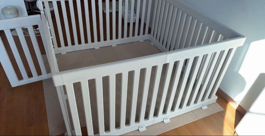 ペットサークル 開閉式ゲート付　ホワイト　DoriDor26日に粗大ゴミ出します