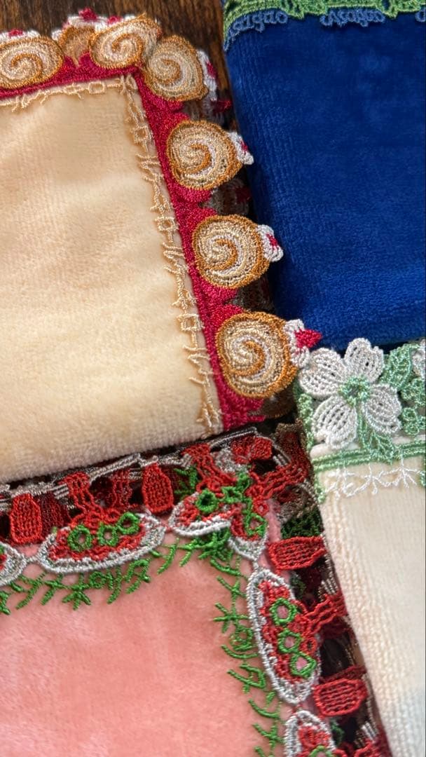 新品　タグ付　近沢レース　シーズンタオルハンカチ6枚セット