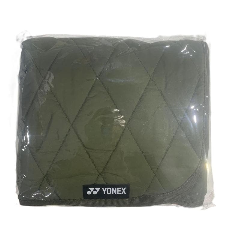 プレゼントあり！新品・未使用　YONEX　ジオブレイク７０VＳ　02GB70VS