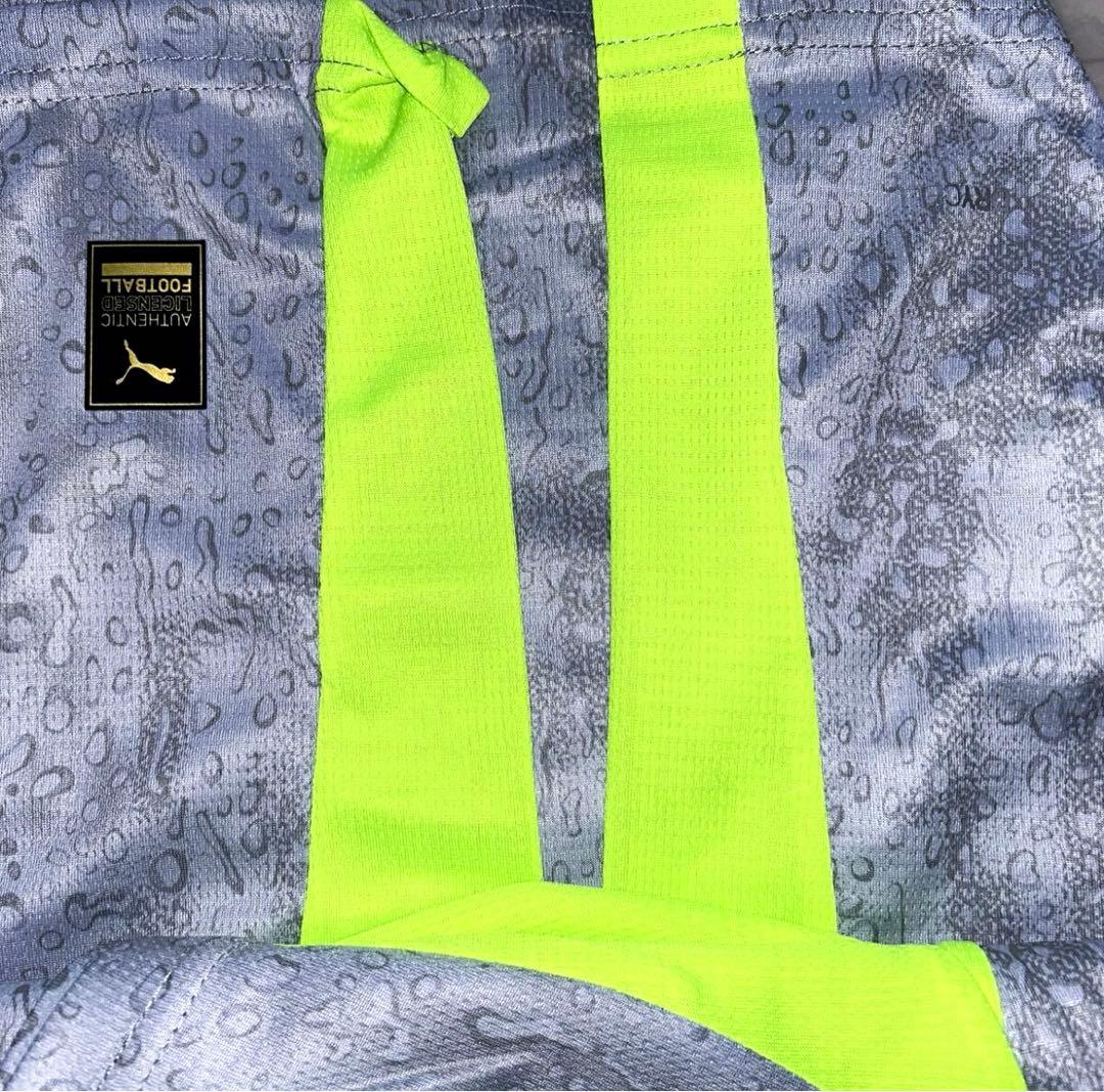 バ*ダ様 マンチェスターシティ 25/26 新作 RAIN OR SHINE レ