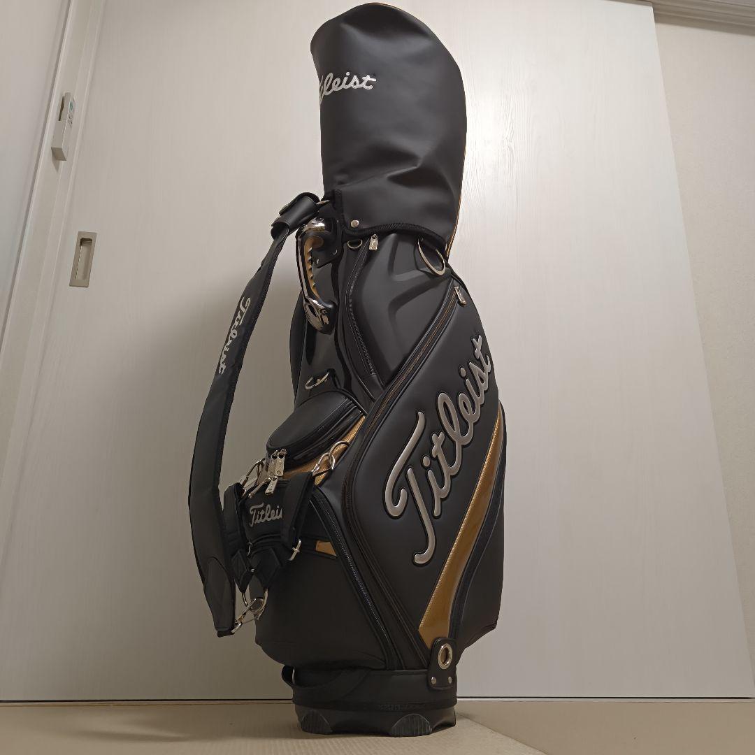 【送料込み】極美品　数量限定タイトリスト　キャディバッグ　廃盤希少品