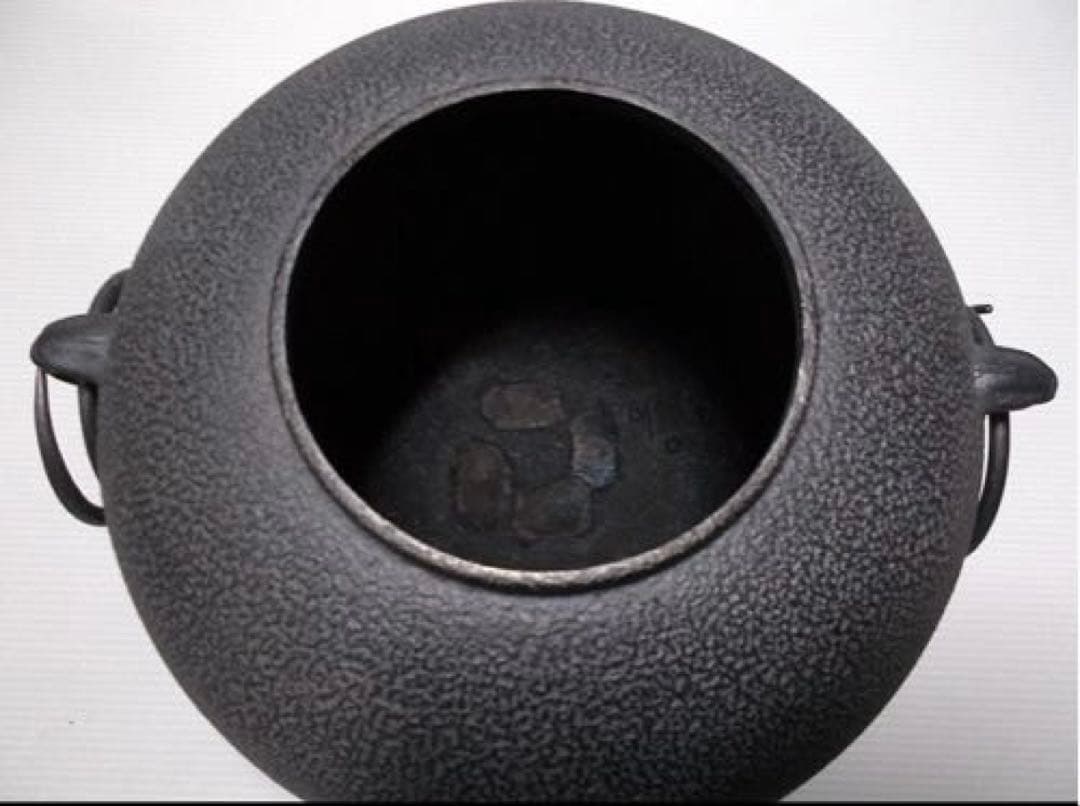 茶道具　鉄釜