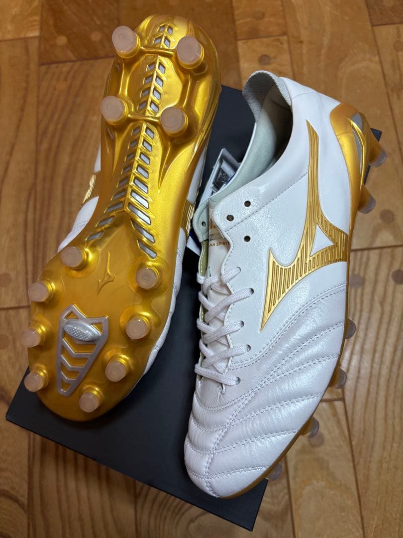 新品　最新　限定カラー　ミズノ　モレリア ネオ4 JAPAN