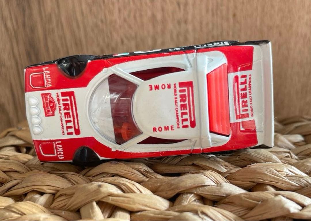 〈トミカ〉 F19 ランチア ストラトス ラリータイプ ホビーショウ(日本製)