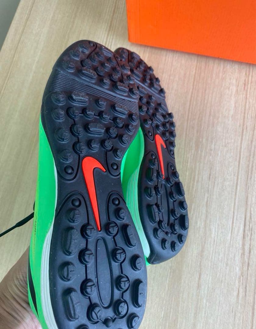 NIKE HYPERVENOM PHADE TF 新品未使用　28センチ