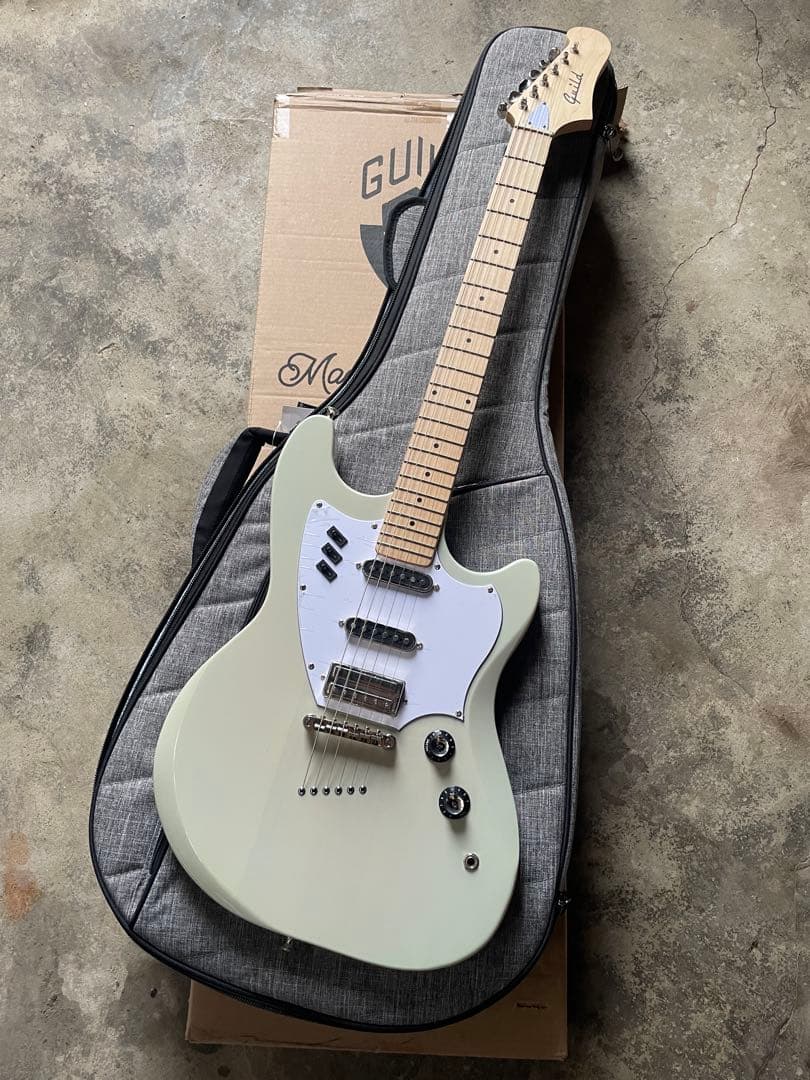 GUILD Surfliner White Sage サーフライナー　試奏のみ