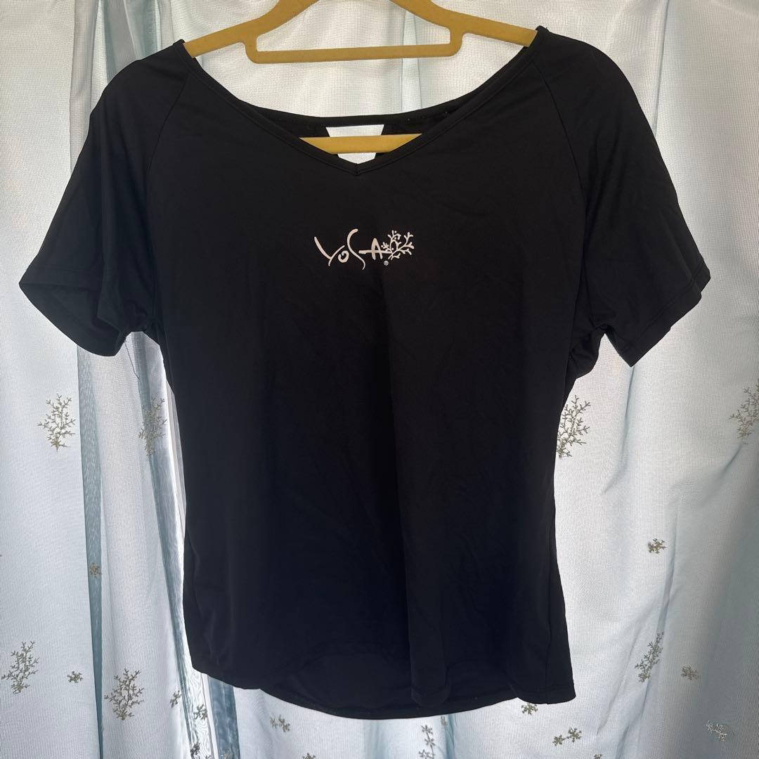 YOSA Eauzaura 黒 VネックTシャツ 半袖