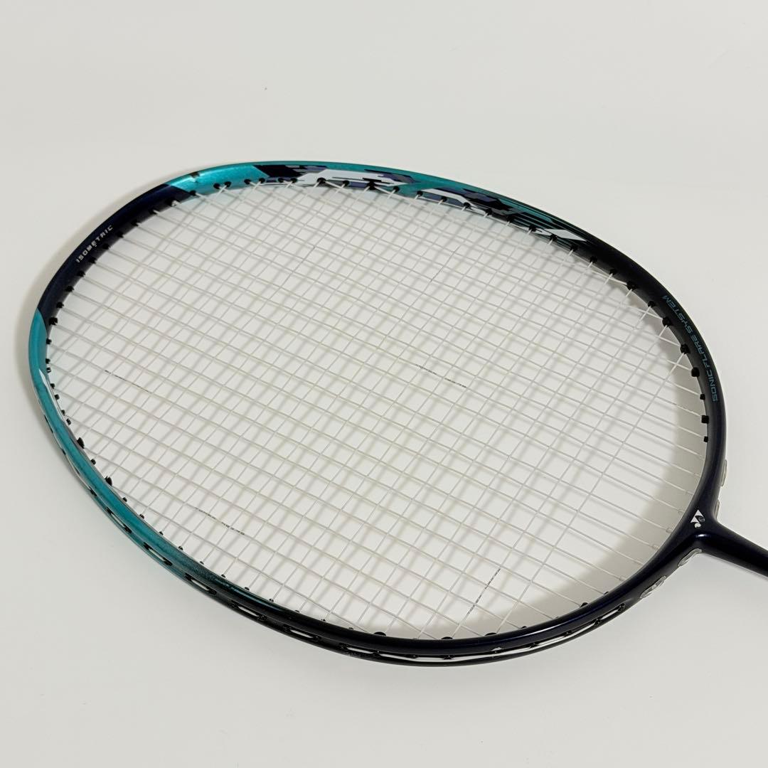 バドミントン ラケット ヨネックス ナノフレア700 廃盤 希少品 4UG5