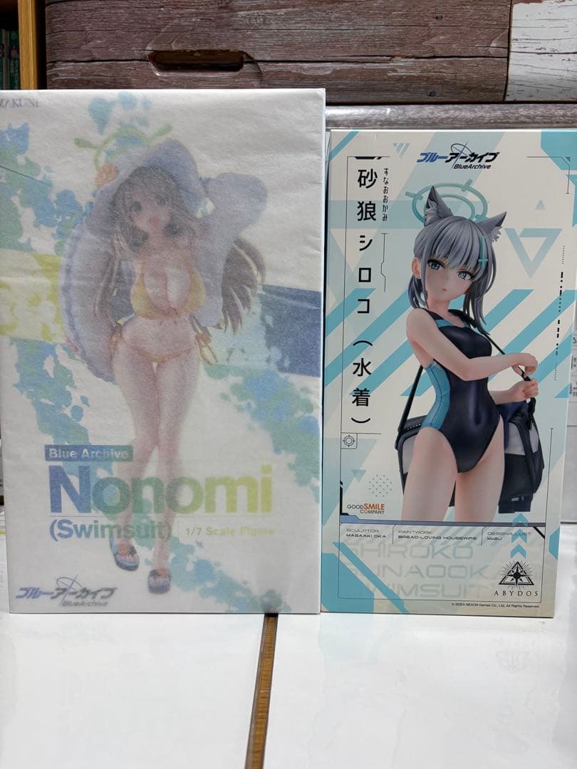 ブルーアーカイブ　十六夜ノノミ(水着) フィギュア　砂狼シロコ（水着）フィギュア