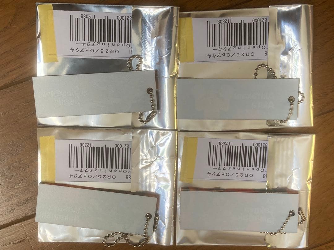 THE ORAL CIGARETTES 限定　アクリルキーホルダー　4個セット