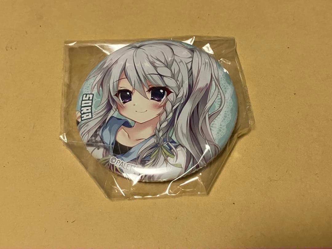 e*u様 9nine 新海天　缶バッジ