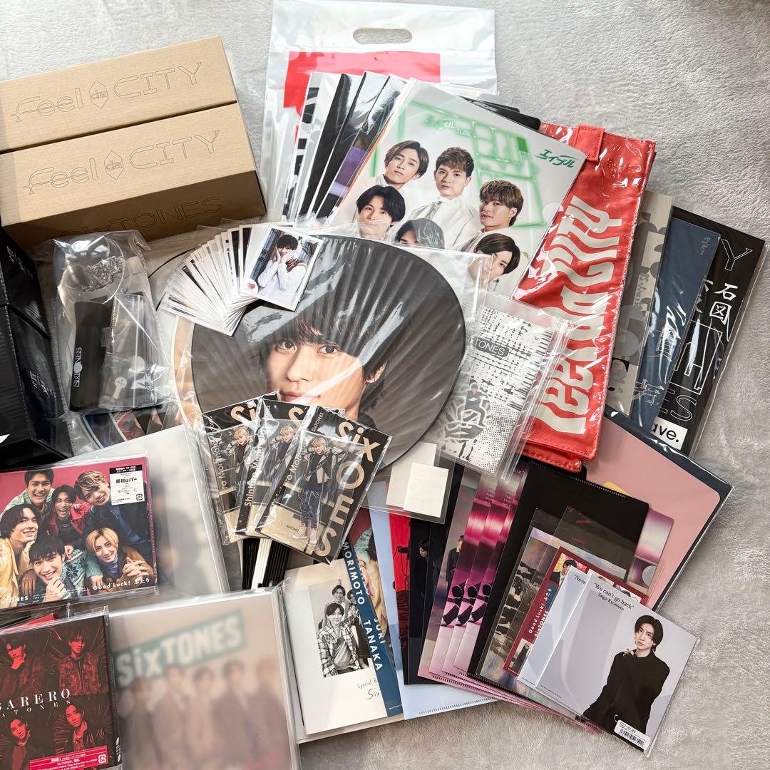 SixTONES グッズまとめ売り(森本多め、集合、他メンあり)