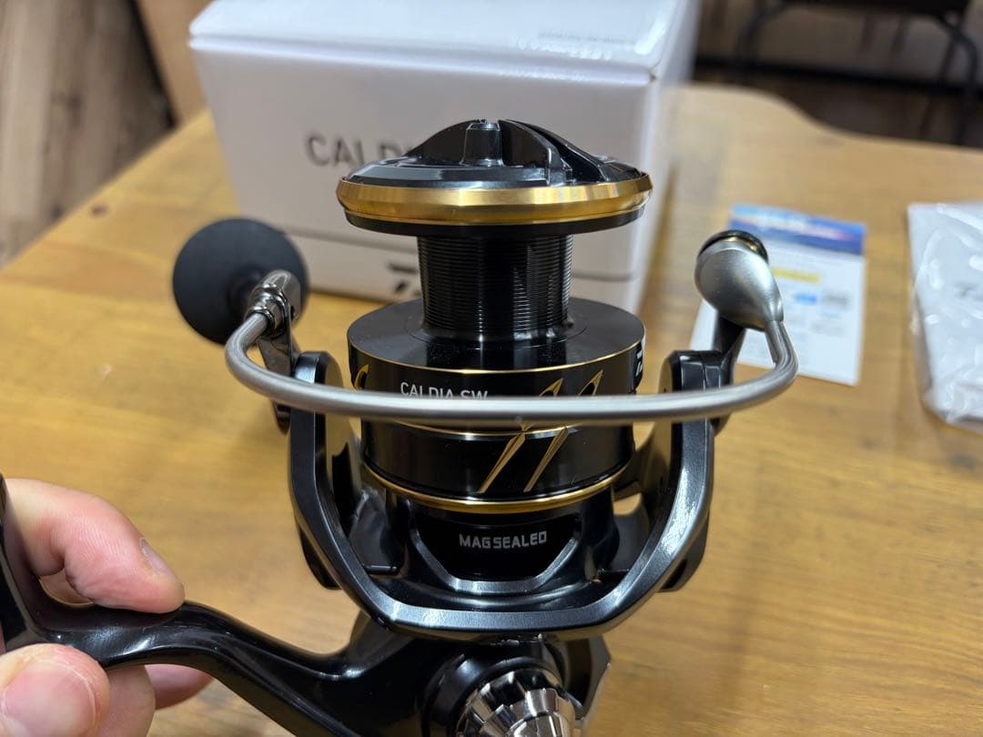 Daiwa 22カルディアSW 8000-P スピニングリール