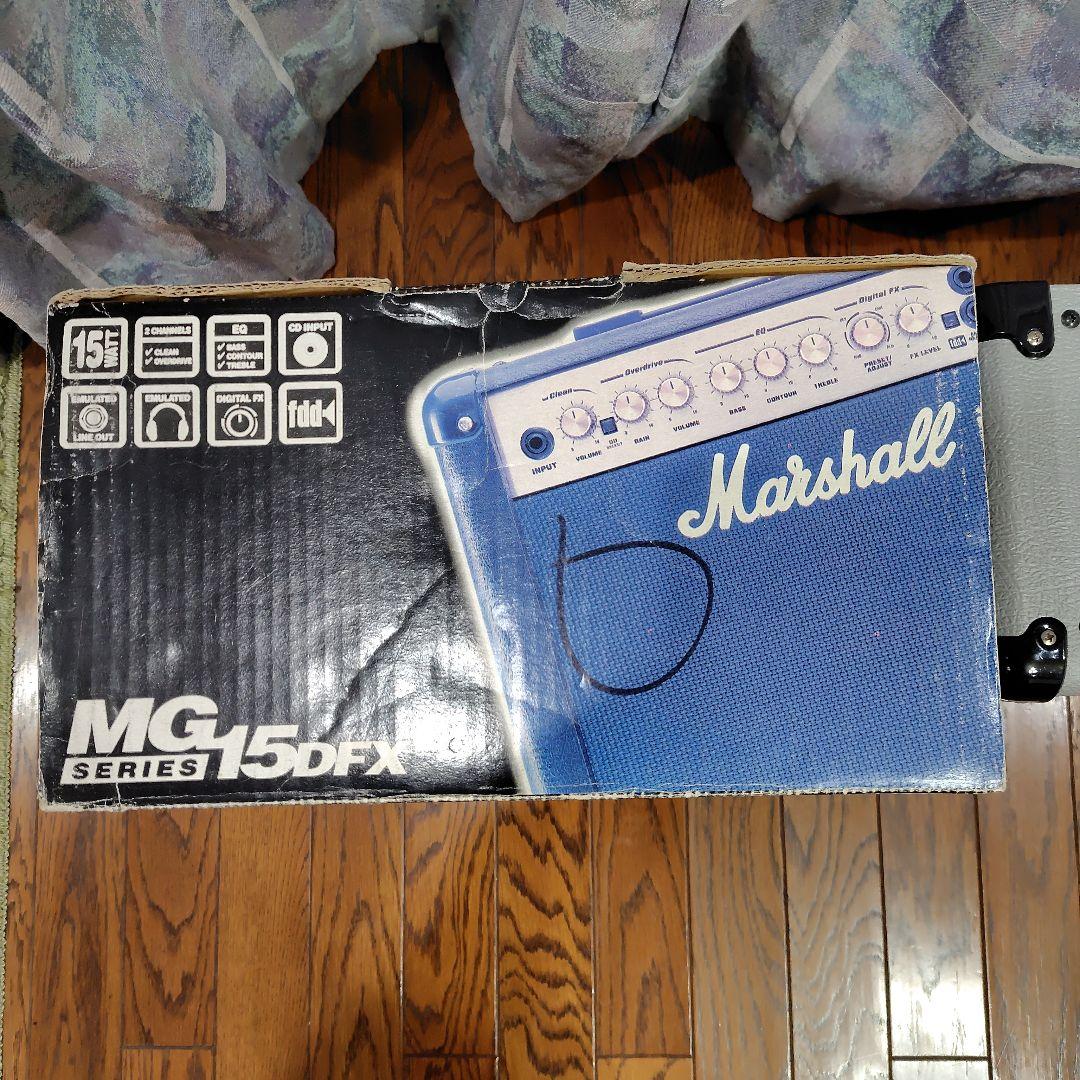 Marshall MG Series 15DFX ギターアンプ　人気のシルバー