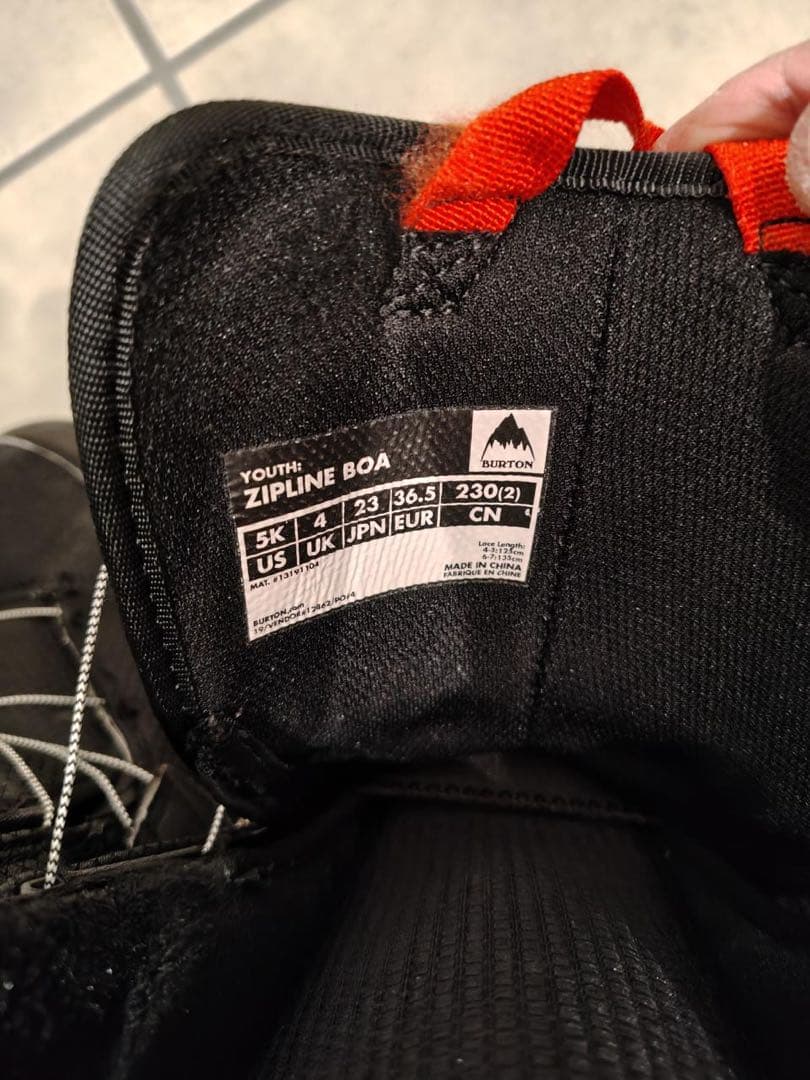 Burton スノーボードブーツ 、ボード子ども用 ブラック23センチ