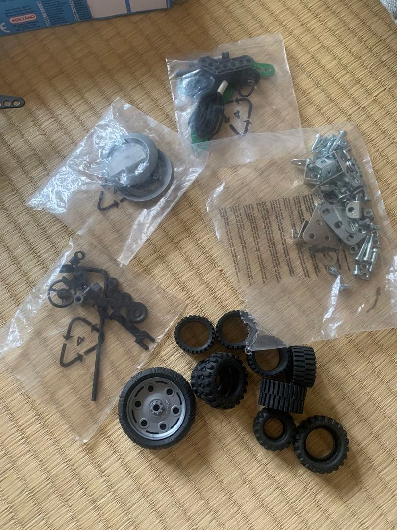 早い者勝ち！ MECCANO 5in1バイク＋3in1ブルドーザー お得セット