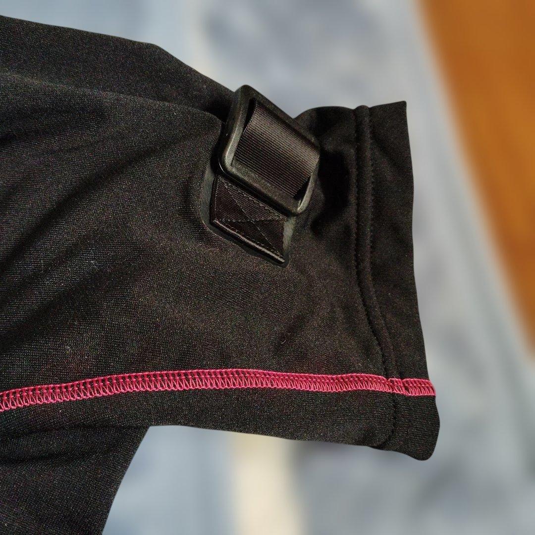 加圧トレーニングウェア ブラック/ピンク定価28000円位でした。