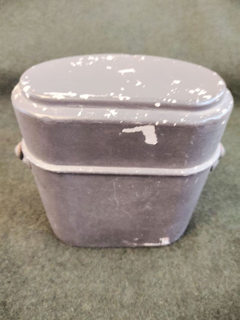 ビンテージ ドイツ民主共和国 NVA(国家人民軍) メスキット