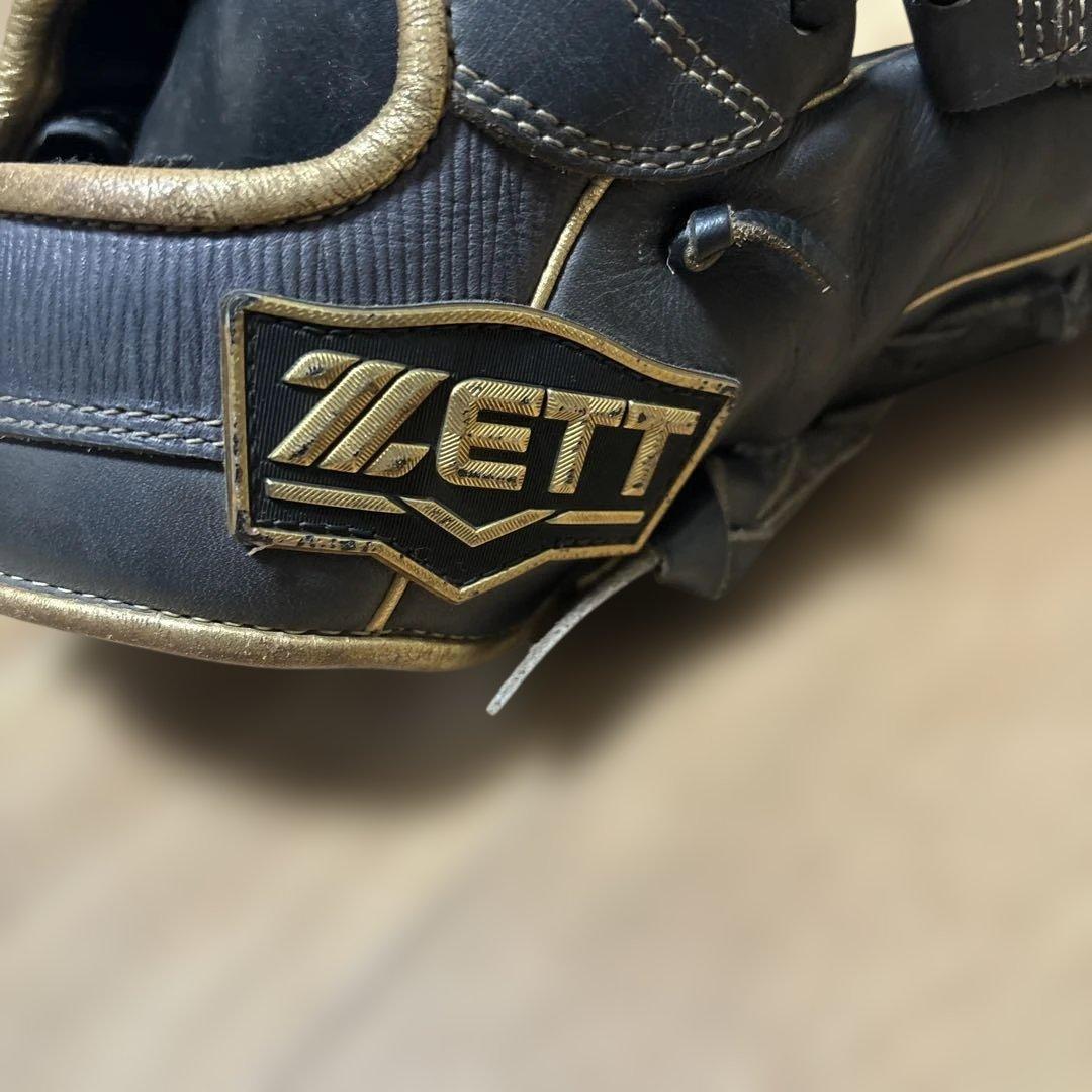 ZETT 軟式グローブ 黒 ゴールドアクセント