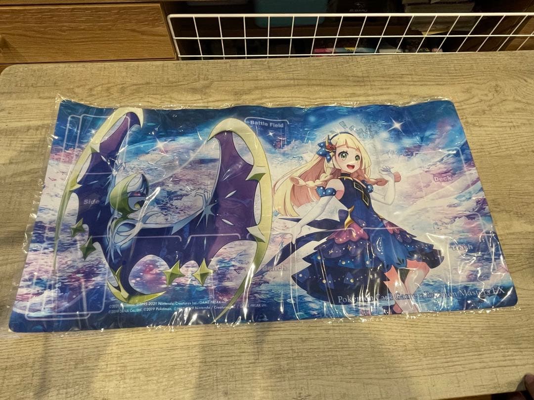 ポケモンカード　プレイマット リーリエ ルナアーラ　ポケマスEX 限定品　未開封