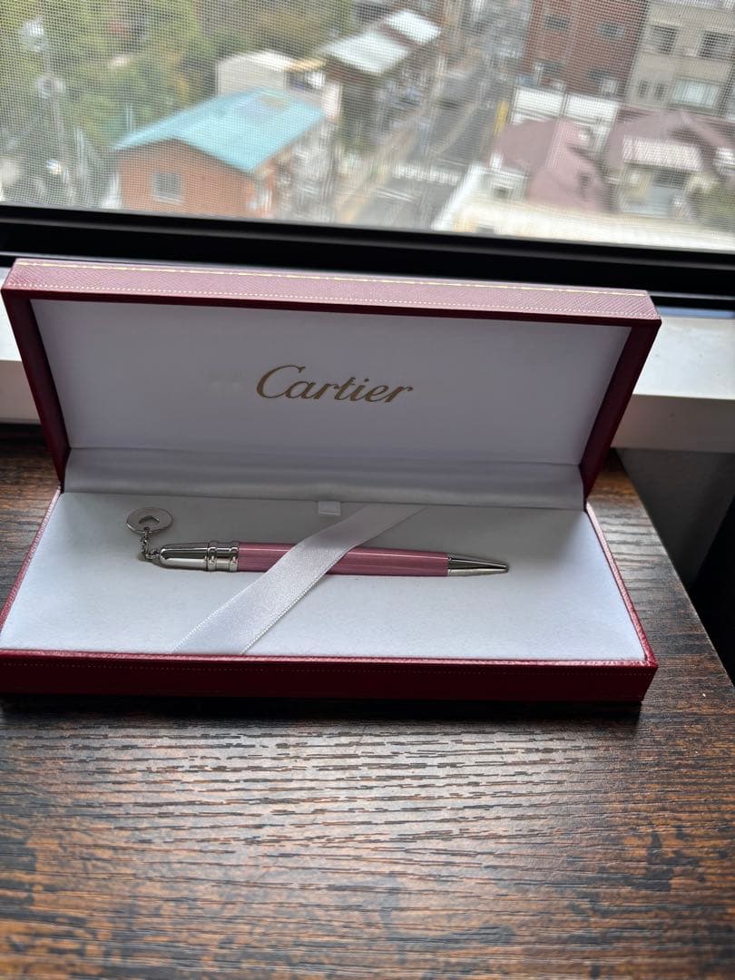Cartier ピンク ボールペン 専用ケース付き