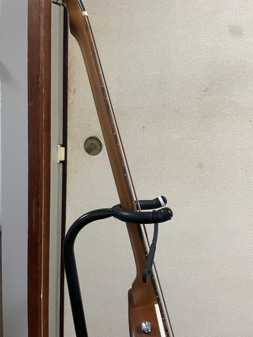 Grass Roots フレットレス　ベース