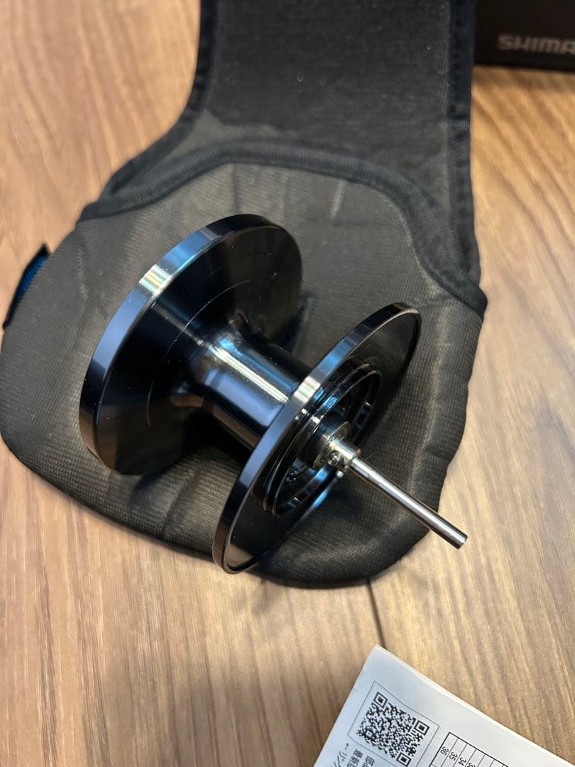 シマノ オシアジガー4000HG 純正スプール付き　ライン付き　新品