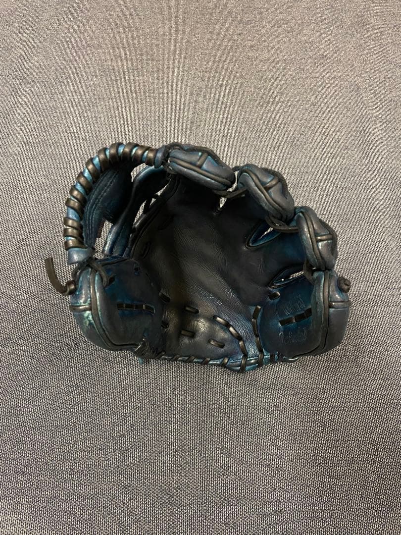 希少！　良型　野球 軟式グローブ 一般用　大人　右投げグラブ　内野　ローリングス