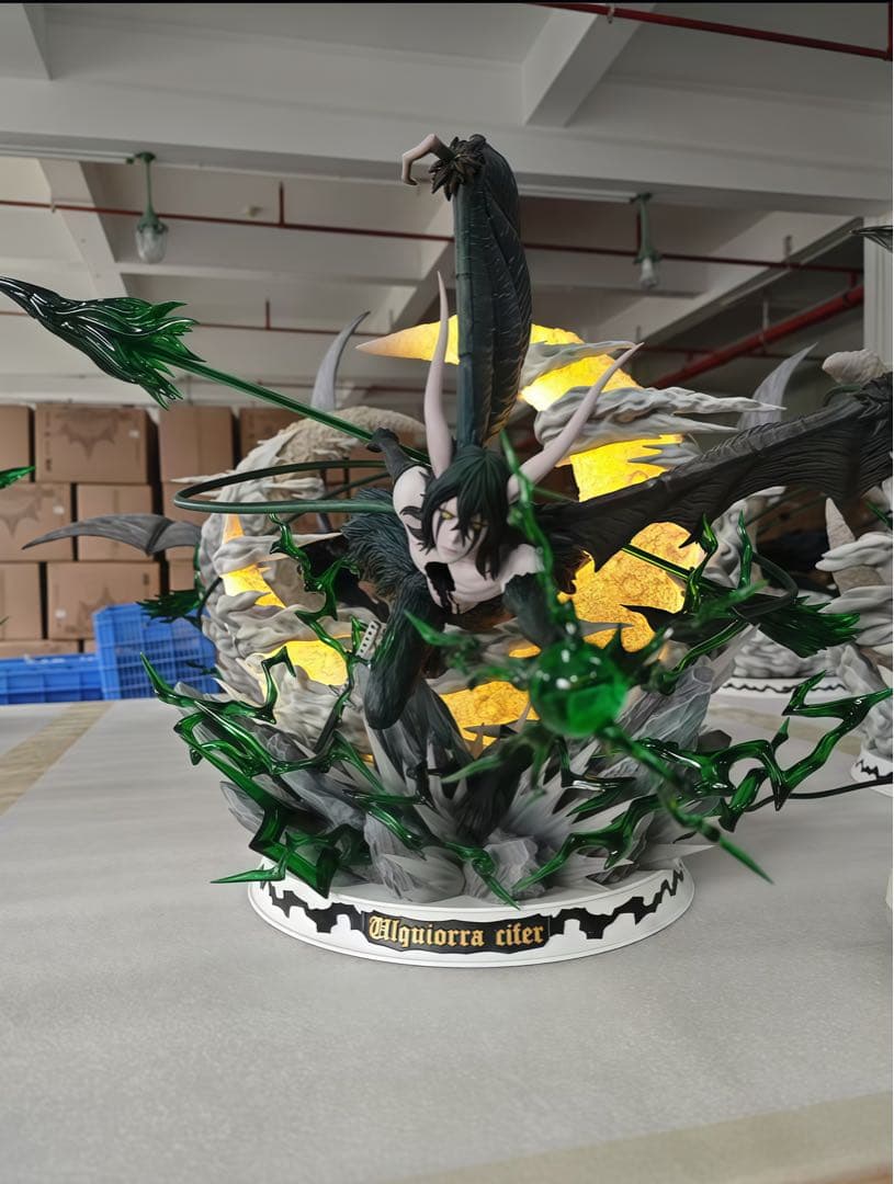 ブリーチ　ウルキオラ・シファー　ガレージキッド　フィギュア　1\8スケール